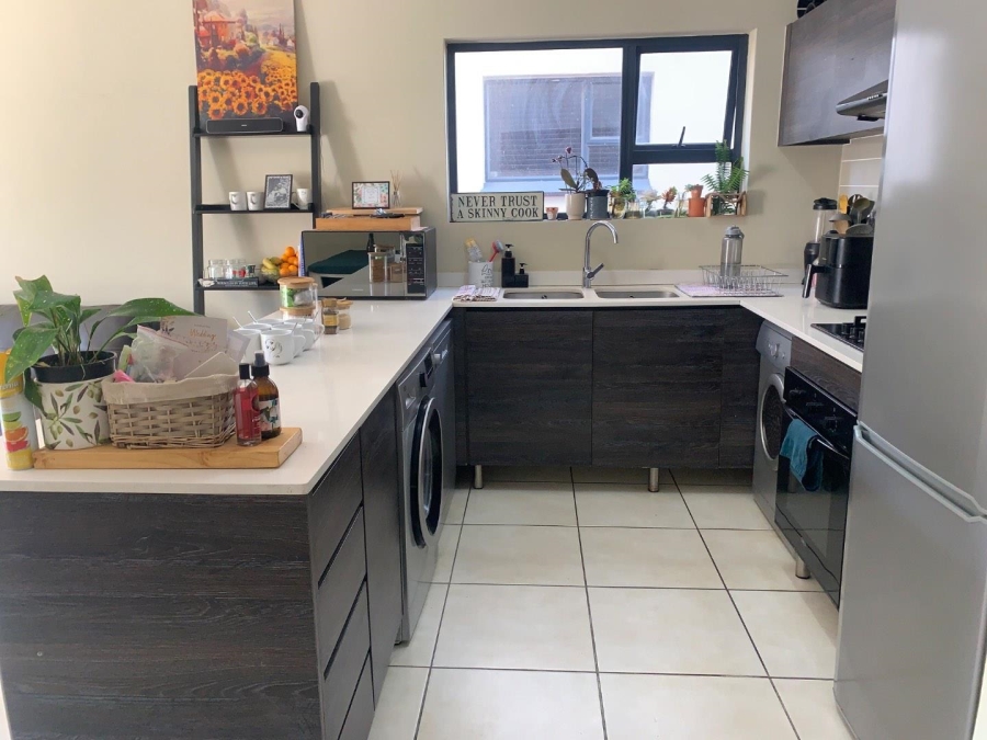 2 Bedroom Property for Sale in Oakdene Gauteng