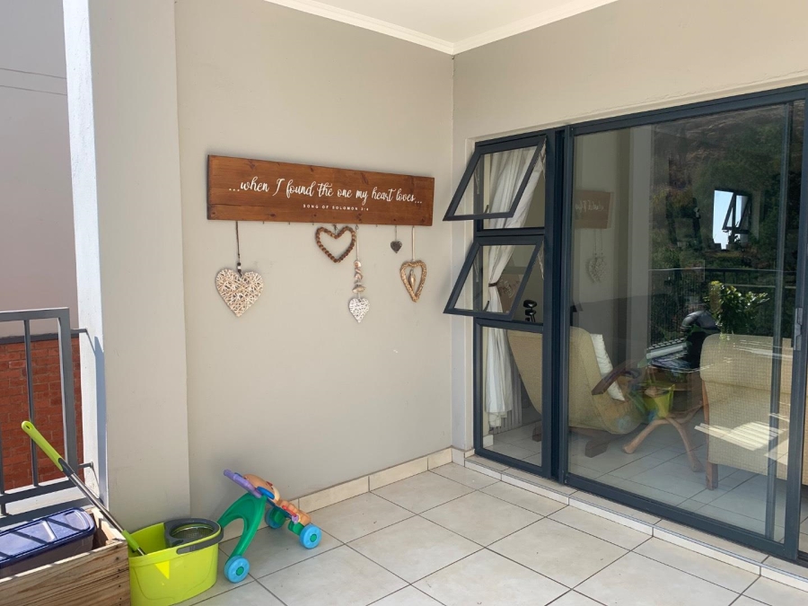2 Bedroom Property for Sale in Oakdene Gauteng