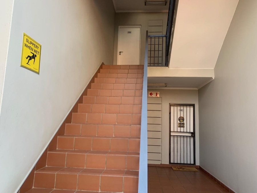 2 Bedroom Property for Sale in Oakdene Gauteng