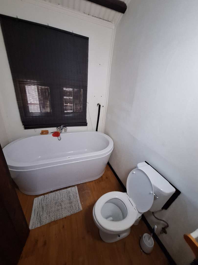 To Let 2 Bedroom Property for Rent in Weltevreden Park Gauteng