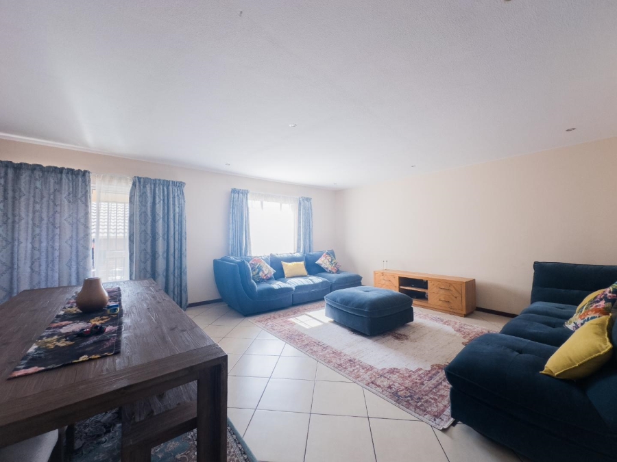 4 Bedroom Property for Sale in Mooikloof Ridge Gauteng