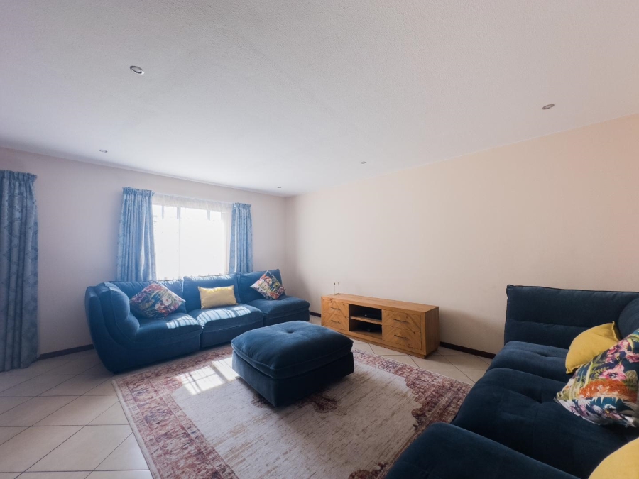 4 Bedroom Property for Sale in Mooikloof Ridge Gauteng