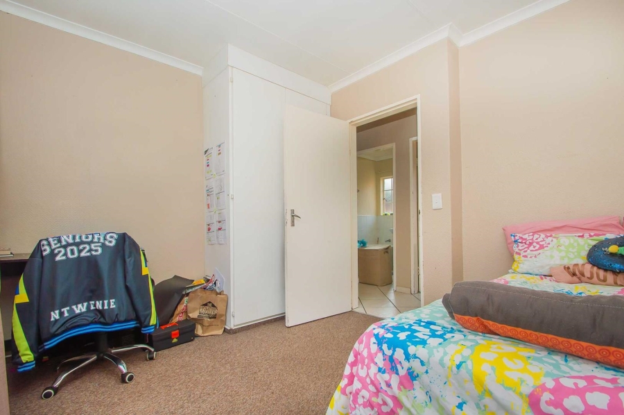 3 Bedroom Property for Sale in Wilgeheuwel Gauteng