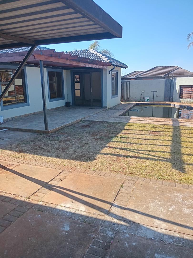 3 Bedroom Property for Sale in The Orchards Gauteng