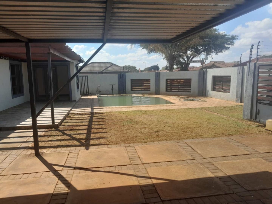 3 Bedroom Property for Sale in The Orchards Gauteng