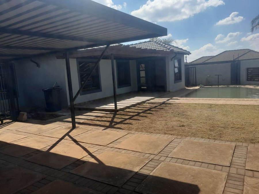 3 Bedroom Property for Sale in The Orchards Gauteng