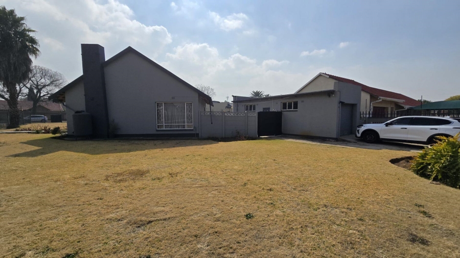 3 Bedroom Property for Sale in Randhart Gauteng