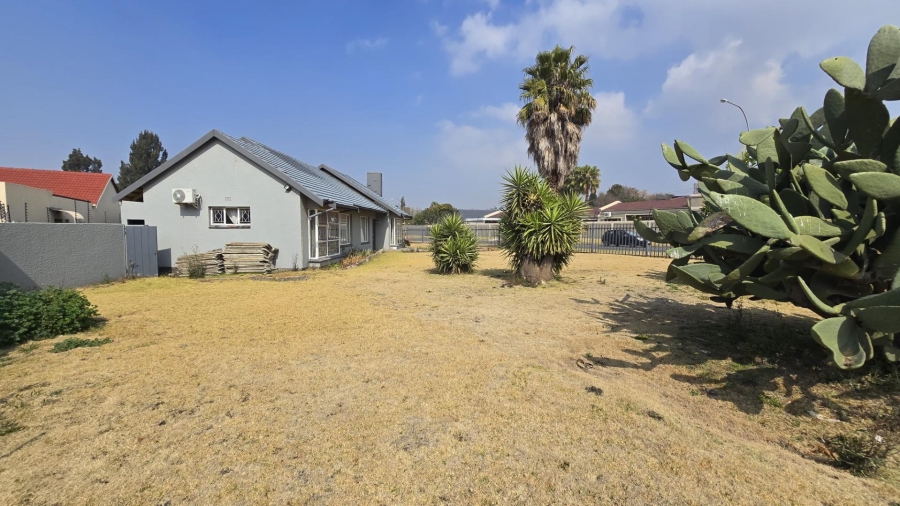 3 Bedroom Property for Sale in Randhart Gauteng