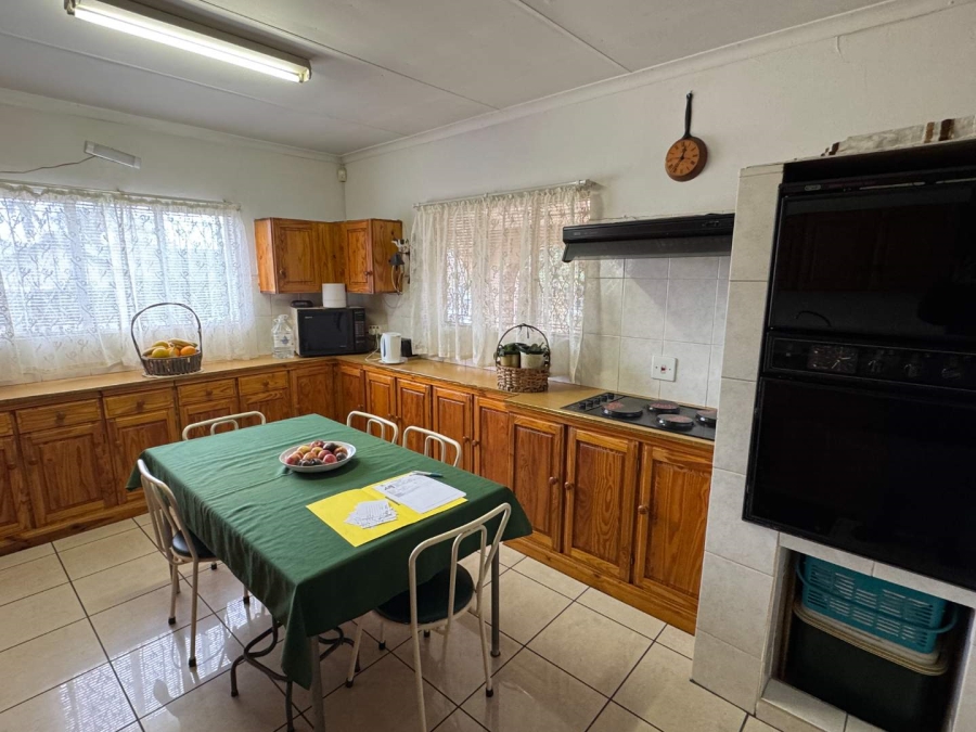 4 Bedroom Property for Sale in Verwoerdpark Gauteng