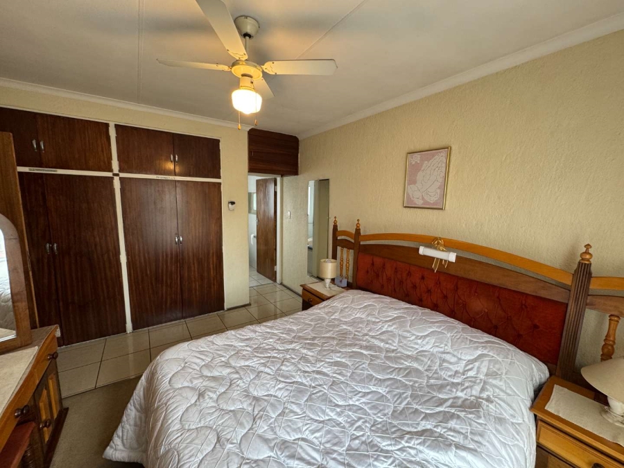 4 Bedroom Property for Sale in Verwoerdpark Gauteng