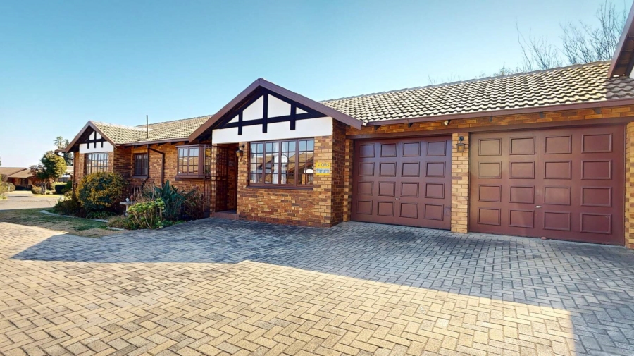 3 Bedroom Property for Sale in Goedeburg Gauteng