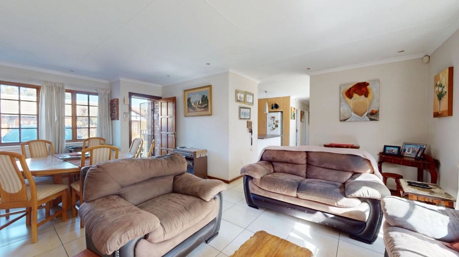 3 Bedroom Property for Sale in Goedeburg Gauteng