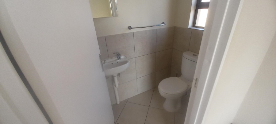 2 Bedroom Property for Sale in Norton Home Estate AH Gauteng