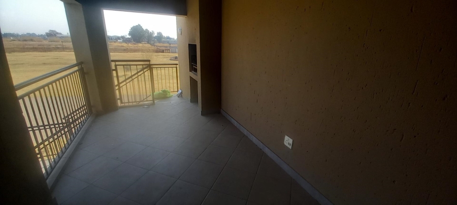 2 Bedroom Property for Sale in Norton Home Estate AH Gauteng