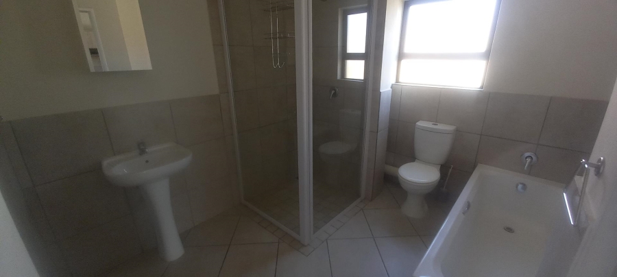 2 Bedroom Property for Sale in Norton Home Estate AH Gauteng