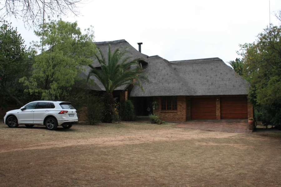 4 Bedroom Property for Sale in Zonnehoewe A H Gauteng