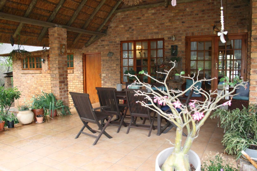 4 Bedroom Property for Sale in Zonnehoewe A H Gauteng