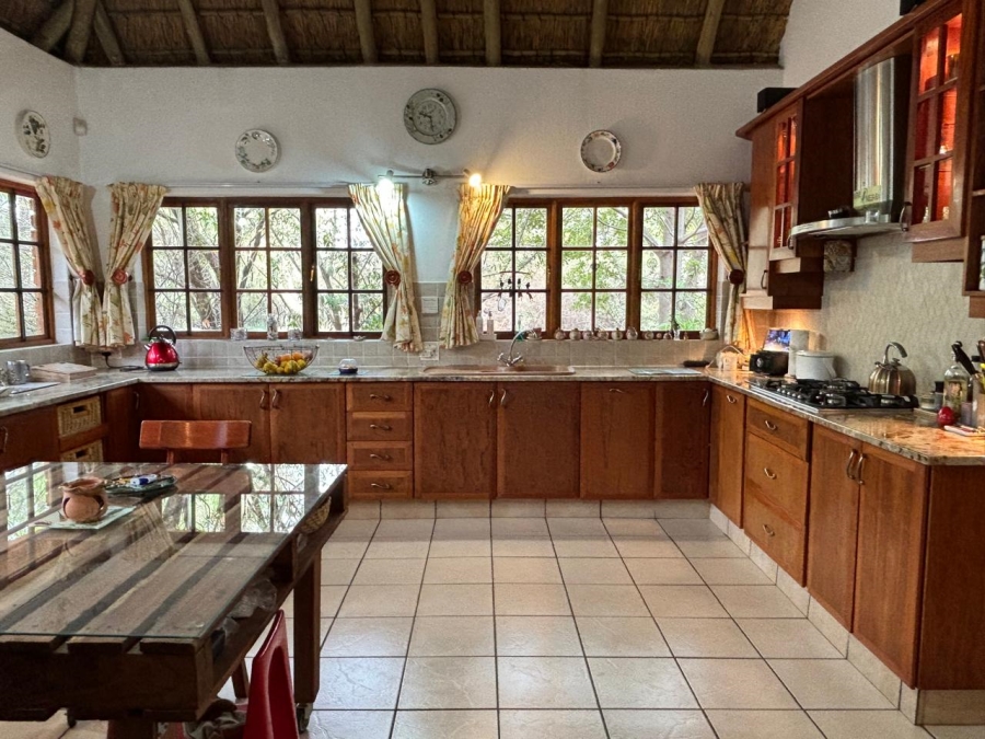 4 Bedroom Property for Sale in Zonnehoewe A H Gauteng
