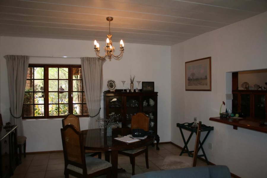 4 Bedroom Property for Sale in Zonnehoewe A H Gauteng