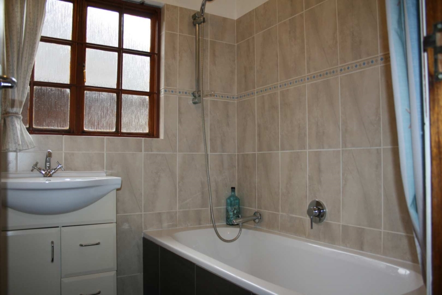 4 Bedroom Property for Sale in Zonnehoewe A H Gauteng