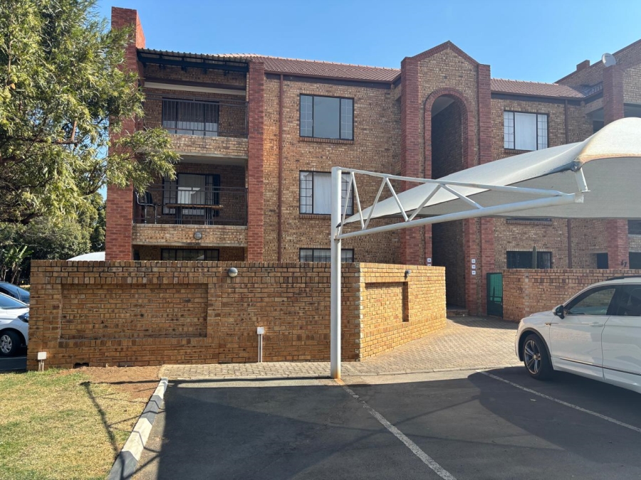 2 Bedroom Property for Sale in Sundowner Gauteng