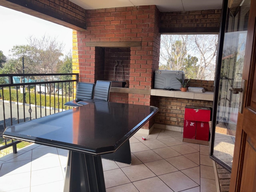 2 Bedroom Property for Sale in Sundowner Gauteng