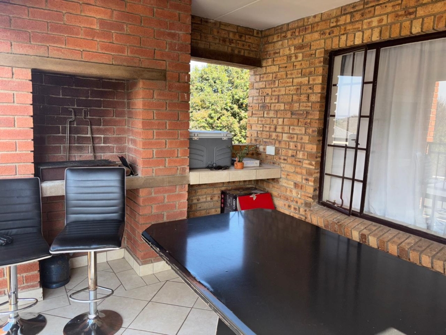 2 Bedroom Property for Sale in Sundowner Gauteng