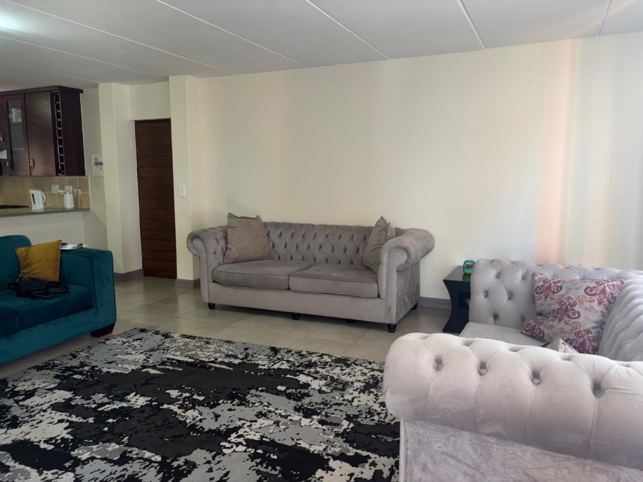 2 Bedroom Property for Sale in Sundowner Gauteng