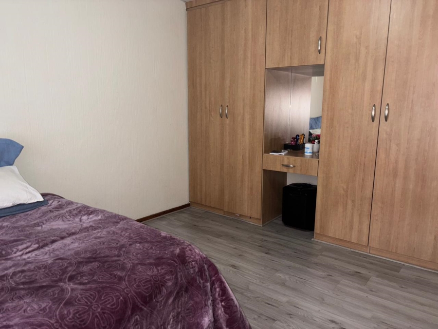 2 Bedroom Property for Sale in Sundowner Gauteng