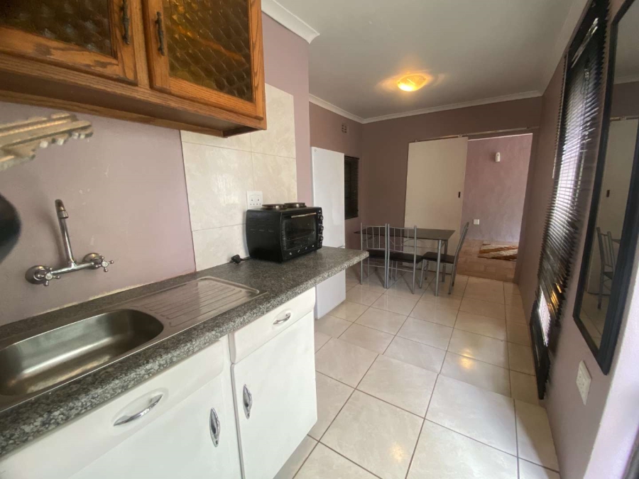 To Let 1 Bedroom Property for Rent in Discovery Gauteng