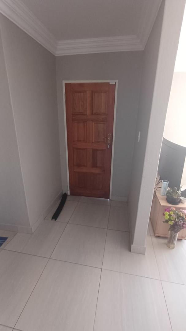 3 Bedroom Property for Sale in La Montagne Gauteng
