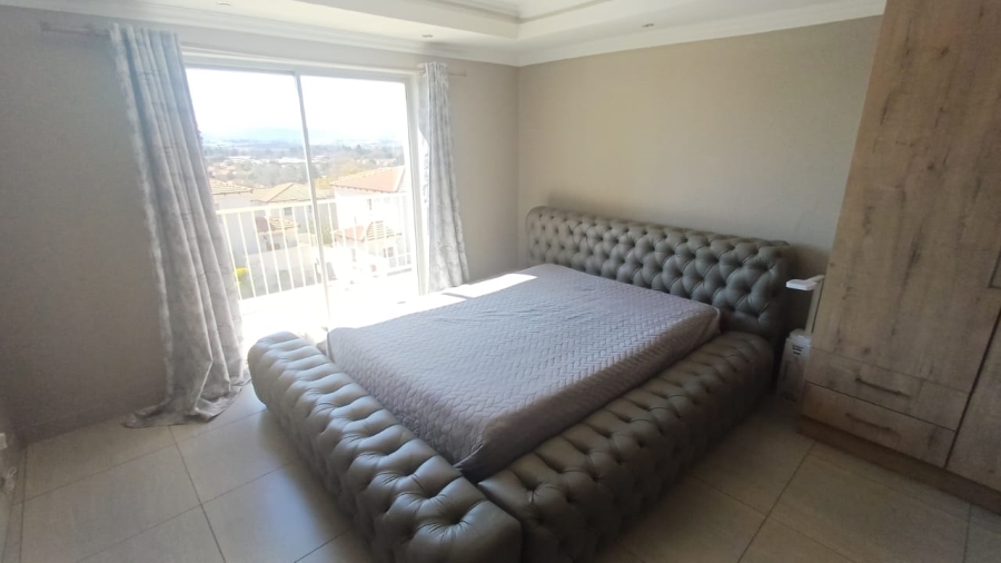 3 Bedroom Property for Sale in La Montagne Gauteng