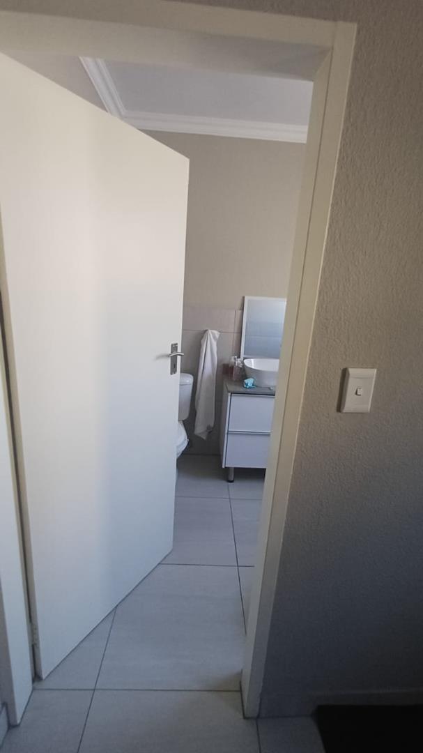 3 Bedroom Property for Sale in La Montagne Gauteng