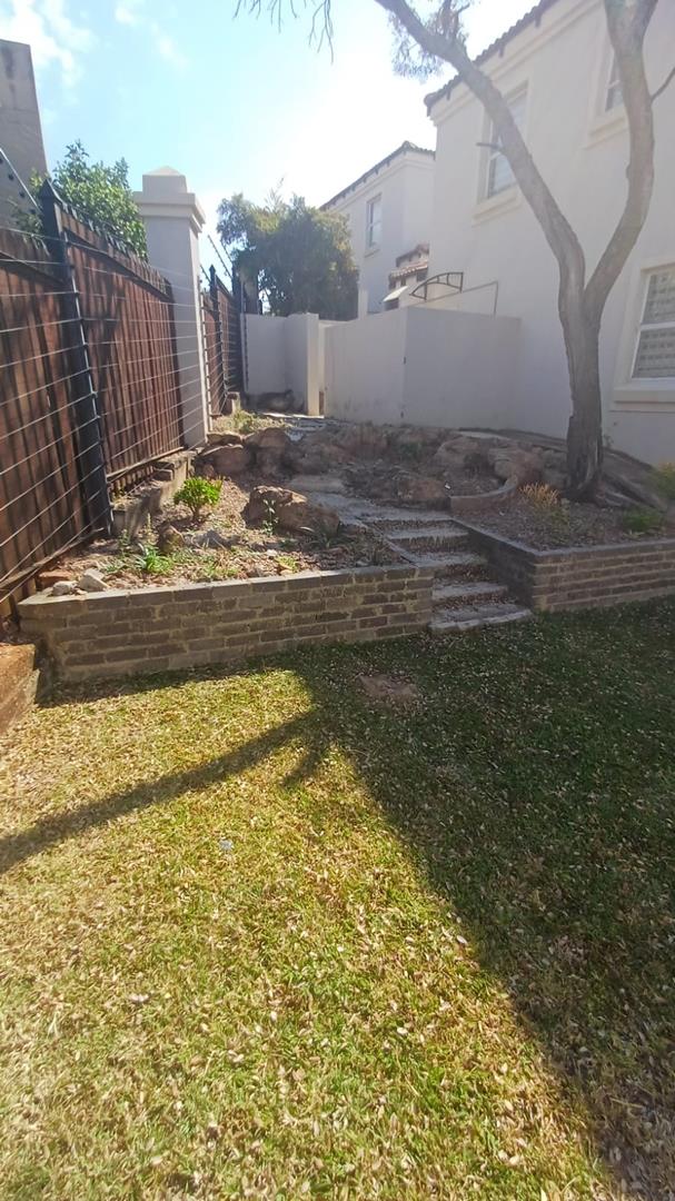 3 Bedroom Property for Sale in La Montagne Gauteng