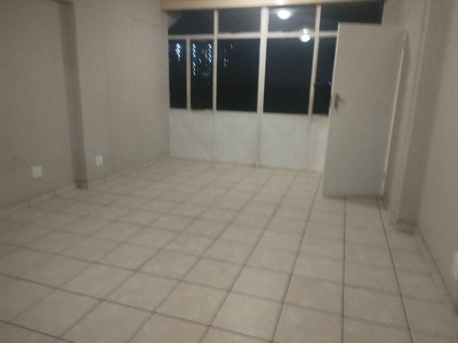 To Let 2 Bedroom Property for Rent in Weavind Park Gauteng