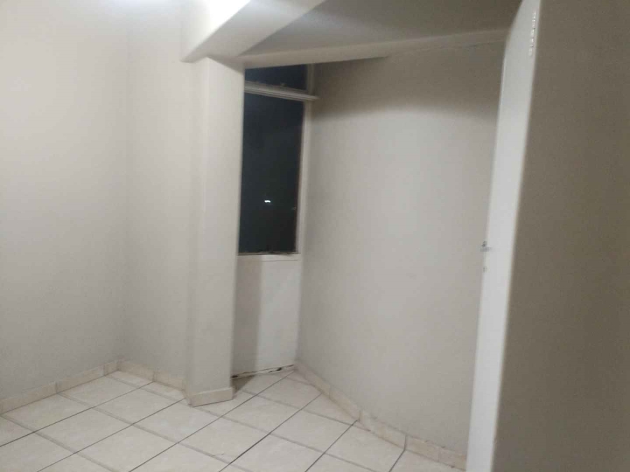 To Let 2 Bedroom Property for Rent in Weavind Park Gauteng