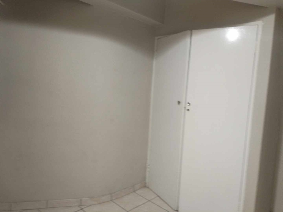 To Let 2 Bedroom Property for Rent in Weavind Park Gauteng