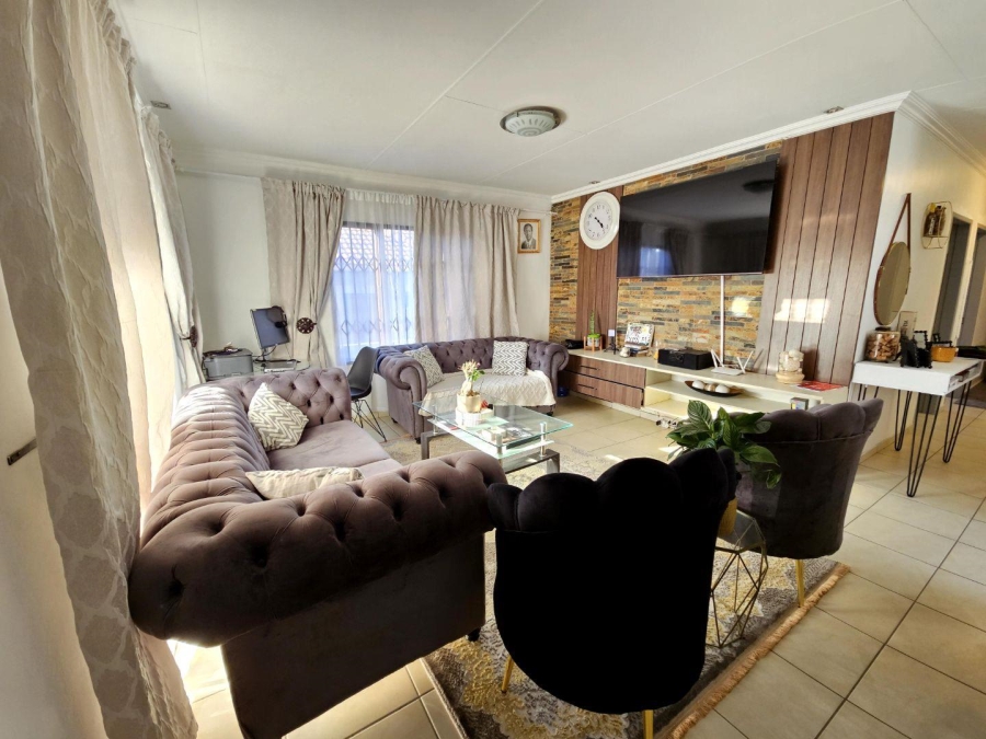 3 Bedroom Property for Sale in Amandasig Gauteng