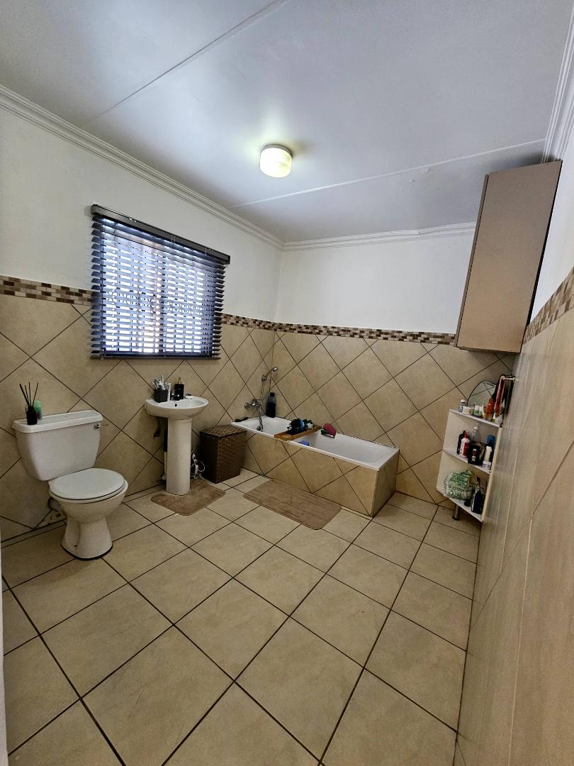 3 Bedroom Property for Sale in Amandasig Gauteng