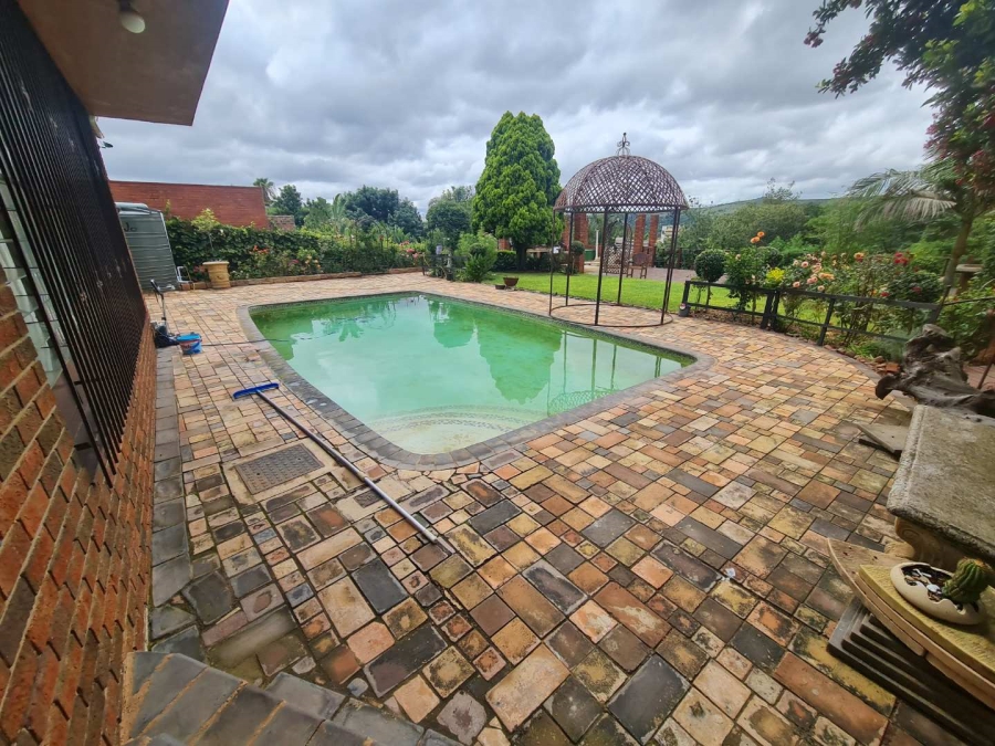 To Let 1 Bedroom Property for Rent in Groenkloof Gauteng