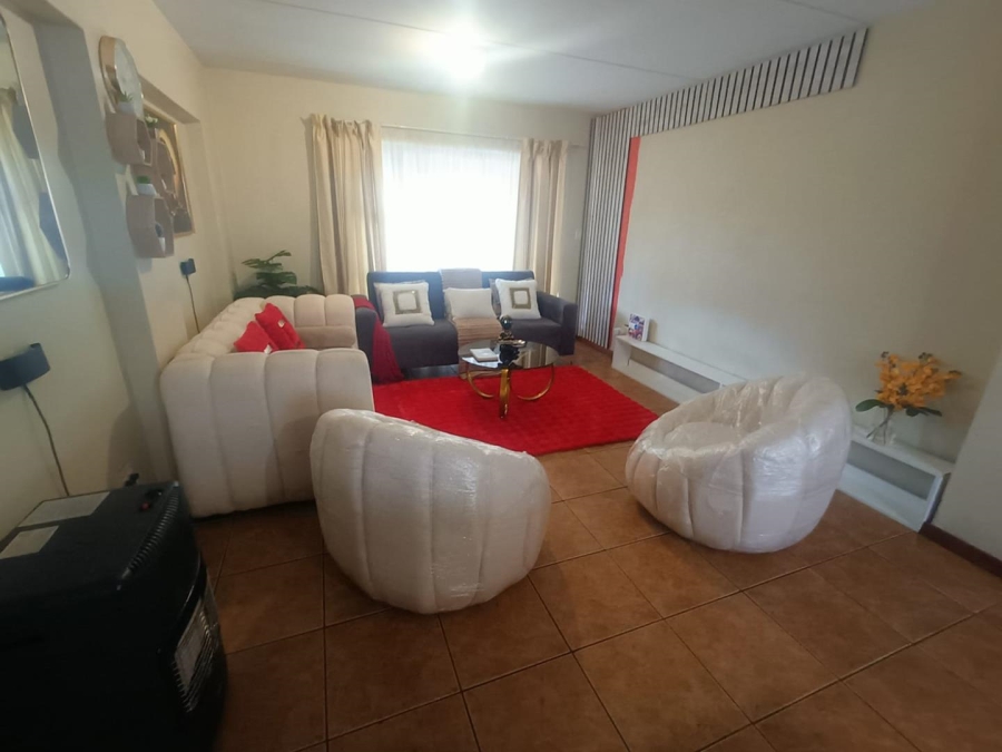 2 Bedroom Property for Sale in Clubview Gauteng