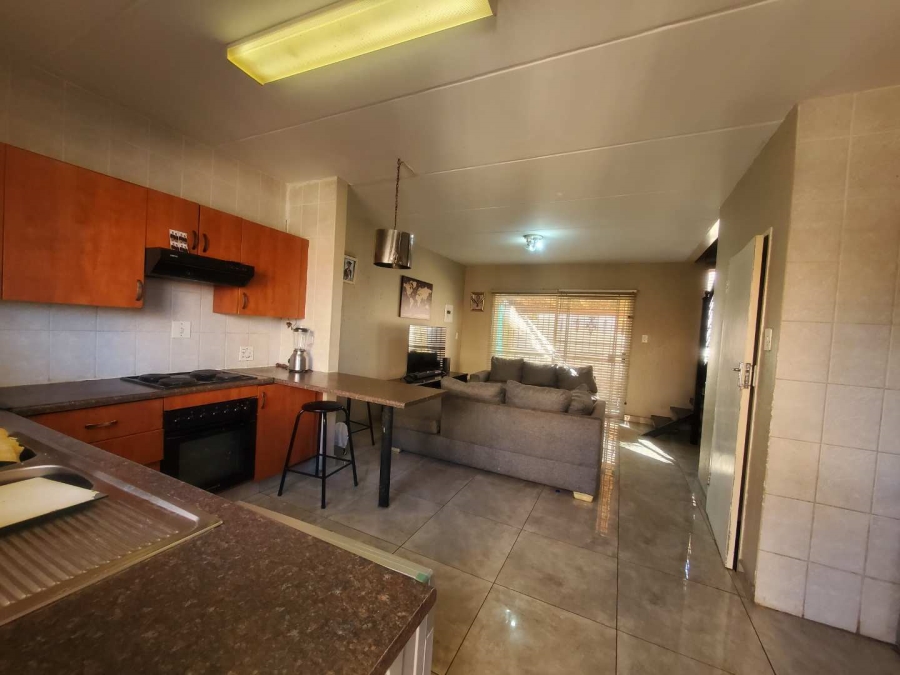 2 Bedroom Property for Sale in Witpoortjie Gauteng