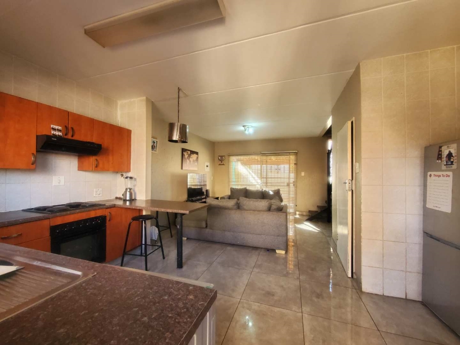2 Bedroom Property for Sale in Witpoortjie Gauteng