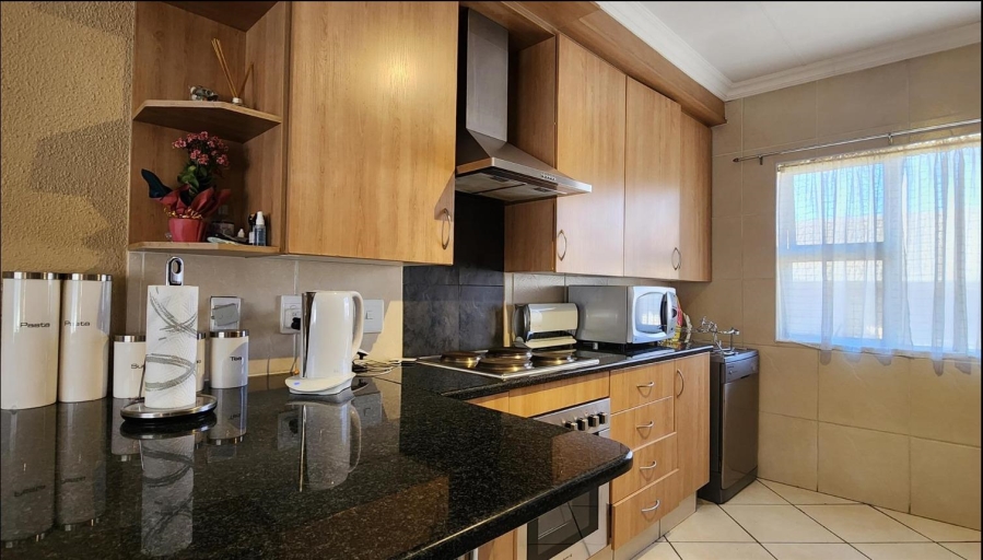 2 Bedroom Property for Sale in Meyersdal Gauteng