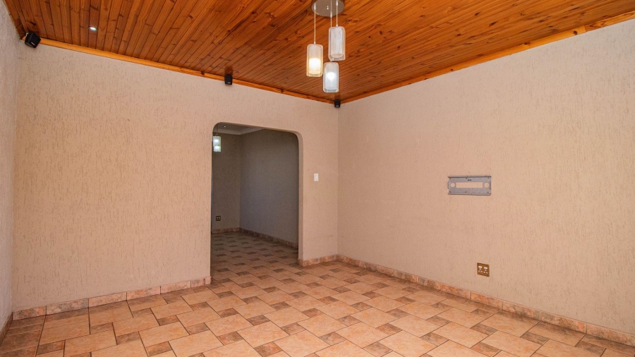 3 Bedroom Property for Sale in Rynsoord Gauteng
