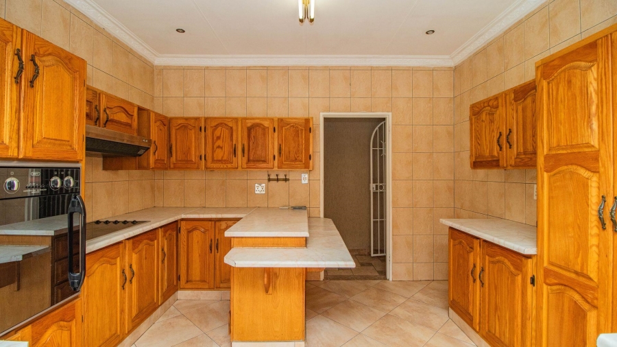 3 Bedroom Property for Sale in Rynsoord Gauteng