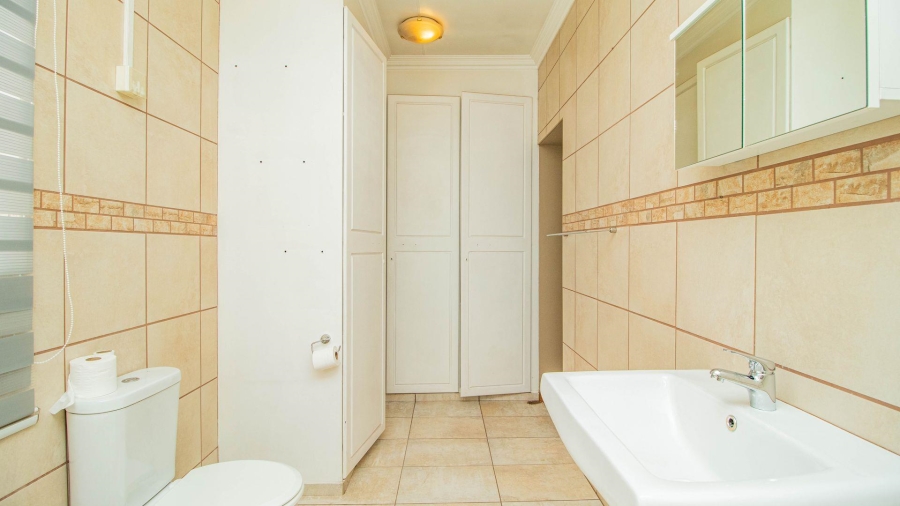 3 Bedroom Property for Sale in Rynsoord Gauteng