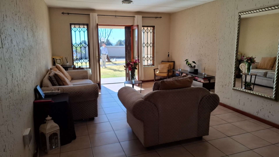 2 Bedroom Property for Sale in Meyersdal Gauteng