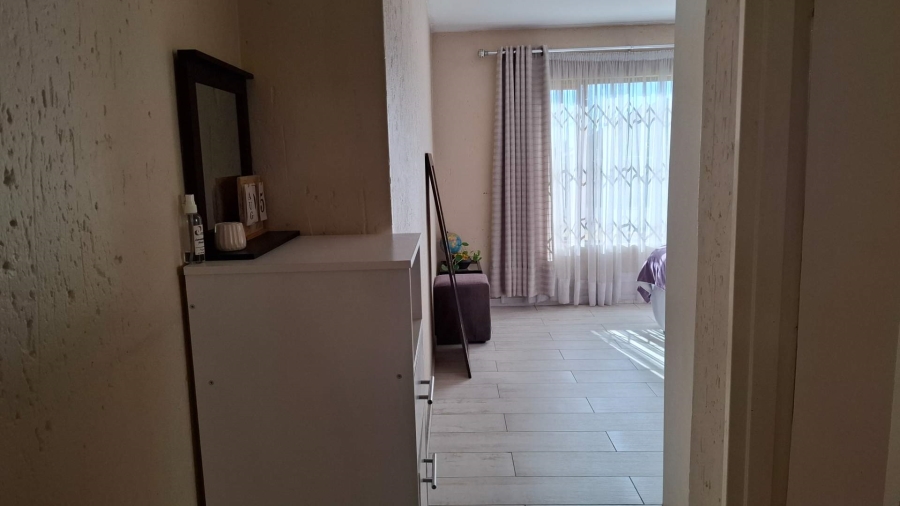 2 Bedroom Property for Sale in Meyersdal Gauteng