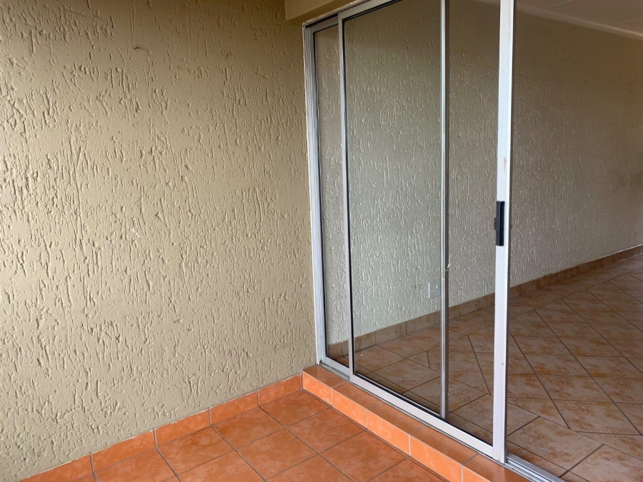 To Let 2 Bedroom Property for Rent in Winchester Hills Gauteng